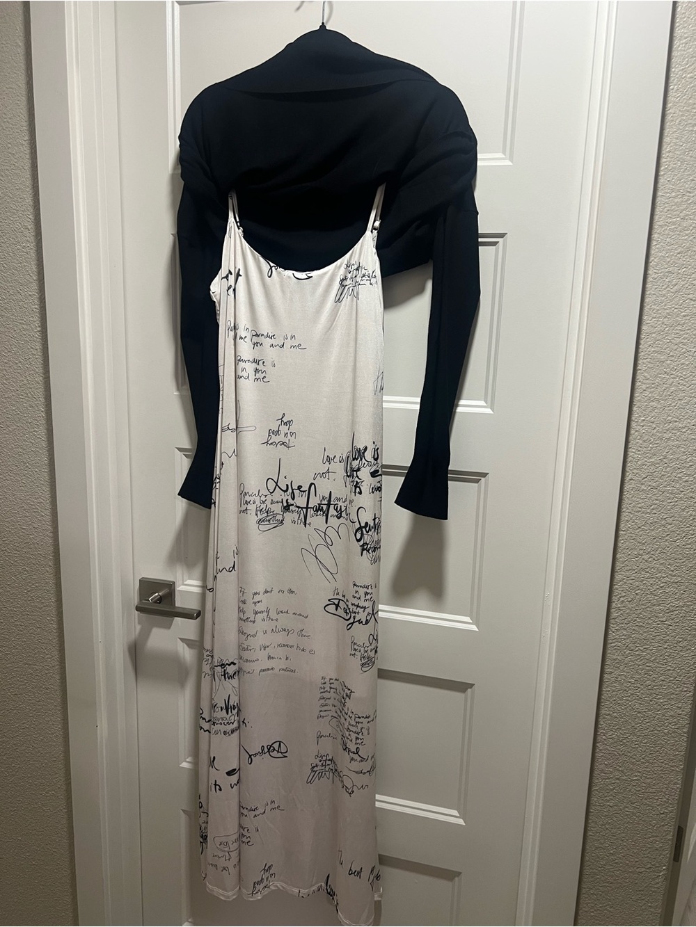 Desigual dress with detachable sweater - Picture 2 of 4